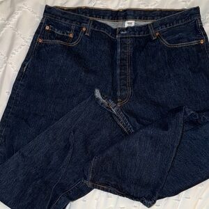 Levi's Men's Deep Blue Relaxed Jeans